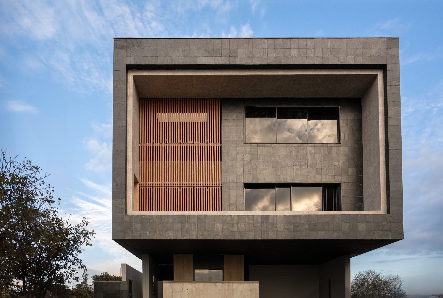 Black Rock House — the cantilevered street elevation
