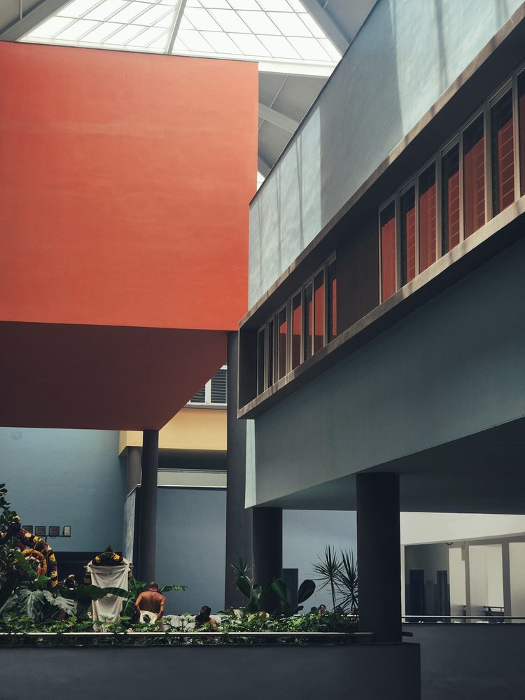 NPS — Colour and daylight